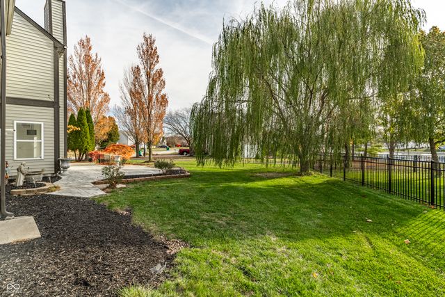 349 Cobblesprings Court, Avon, IN 46123