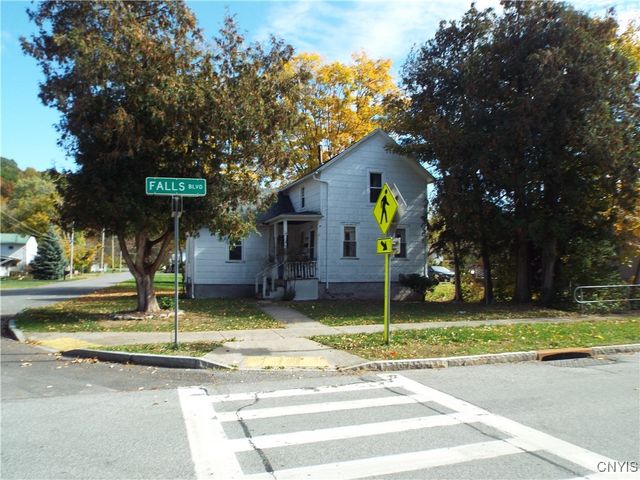 301 Falls Boulevard, Sullivan, NY 13037