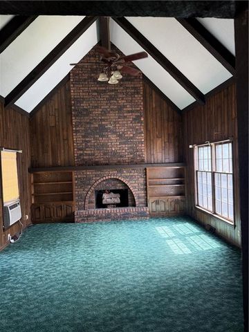 15111 E 44th Street, Independence, MO 64055