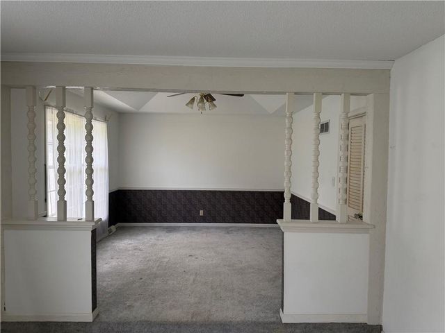 15111 E 44th Street, Independence, MO 64055