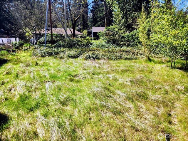 11744 35th Avenue NE, Seattle, WA 98125