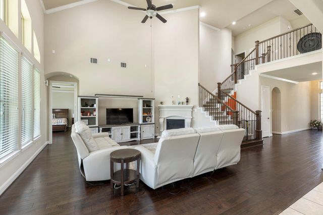 9739 Reston River Lane, Cypress, TX 77433
