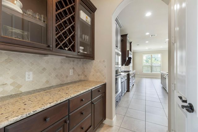 9739 Reston River Lane, Cypress, TX 77433