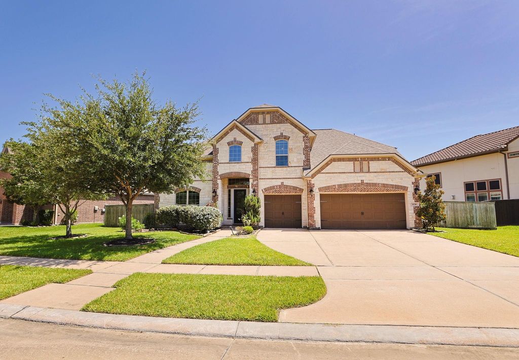 9739 Reston River Lane, Cypress, TX 77433