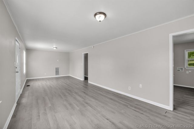 5372 S 36th West Avenue, Tulsa, OK 74107