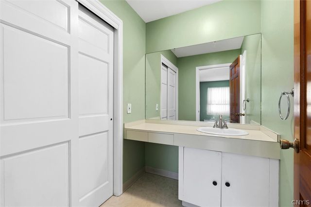 5514 North Manlius Street, Manlius, NY 13066