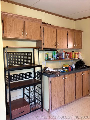 35977 W 31st Street S, Mannford, OK 74044