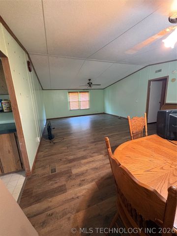 35977 W 31st Street S, Mannford, OK 74044