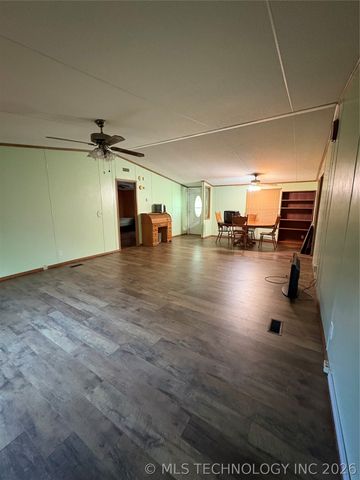 35977 W 31st Street S, Mannford, OK 74044