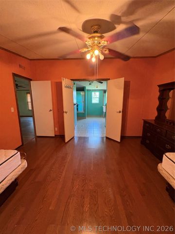 35977 W 31st Street S, Mannford, OK 74044