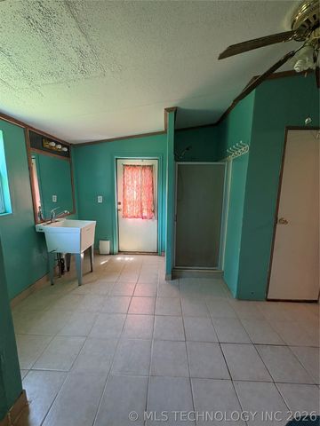 35977 W 31st Street S, Mannford, OK 74044