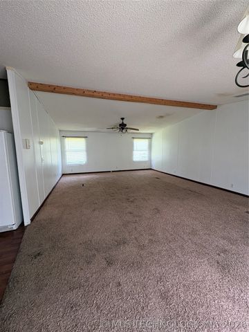 35977 W 31st Street S, Mannford, OK 74044