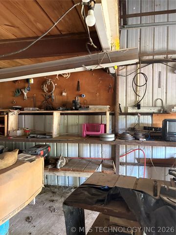 35977 W 31st Street S, Mannford, OK 74044
