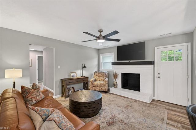 1604 Dendron DR, Virginia Beach, VA 23451