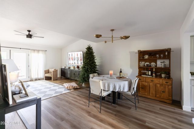 2906 E AVENIDA OLIVOS --, Phoenix, AZ 85016