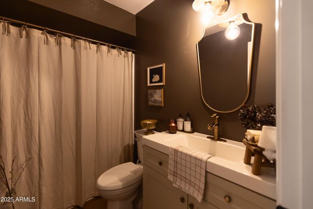 2906 E AVENIDA OLIVOS --, Phoenix, AZ 85016