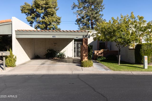 2906 E AVENIDA OLIVOS --, Phoenix, AZ 85016