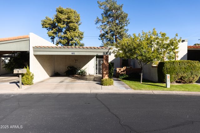 2906 E AVENIDA OLIVOS --, Phoenix, AZ 85016