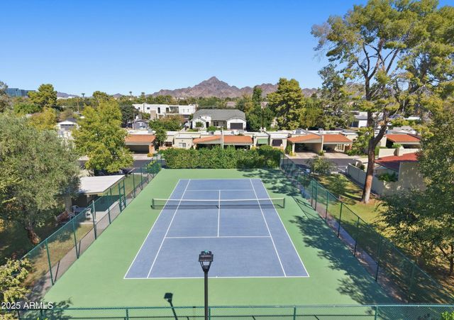 2906 E AVENIDA OLIVOS --, Phoenix, AZ 85016