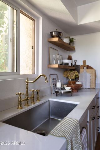 2906 E AVENIDA OLIVOS --, Phoenix, AZ 85016