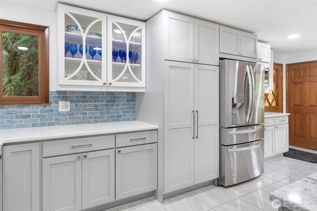 3211 SE Kamilche Point Road, Shelton, WA 98584