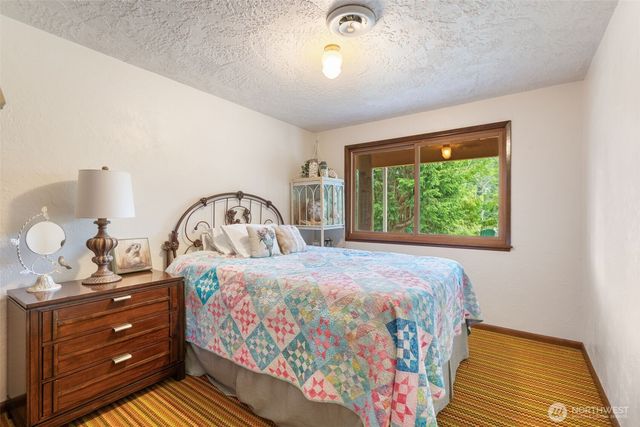 3211 SE Kamilche Point Road, Shelton, WA 98584