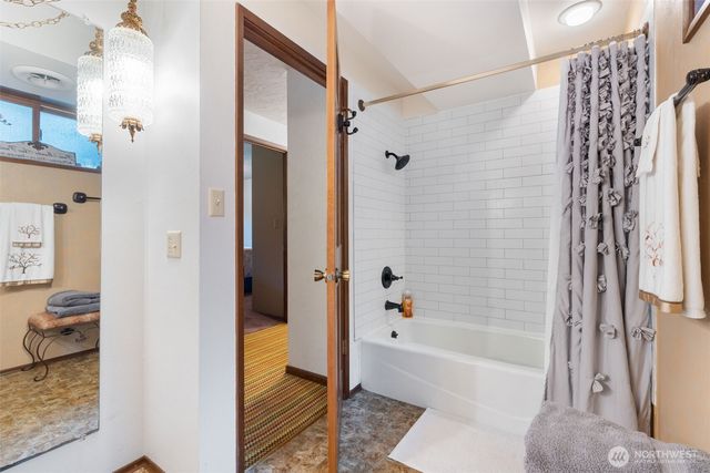 3211 SE Kamilche Point Road, Shelton, WA 98584