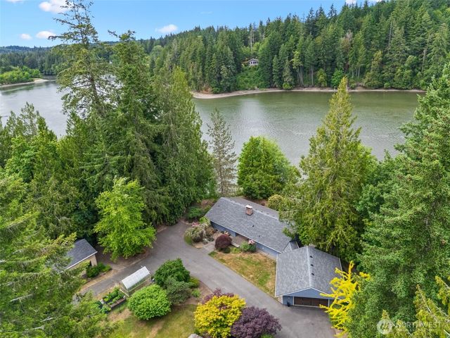 3211 SE Kamilche Point Road, Shelton, WA 98584