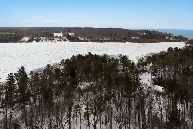 63 E Piney Road, Manistee, MI 49660