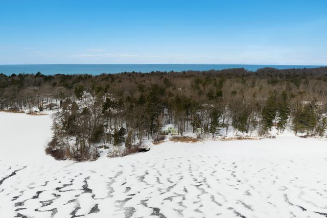 63 E Piney Road, Manistee, MI 49660