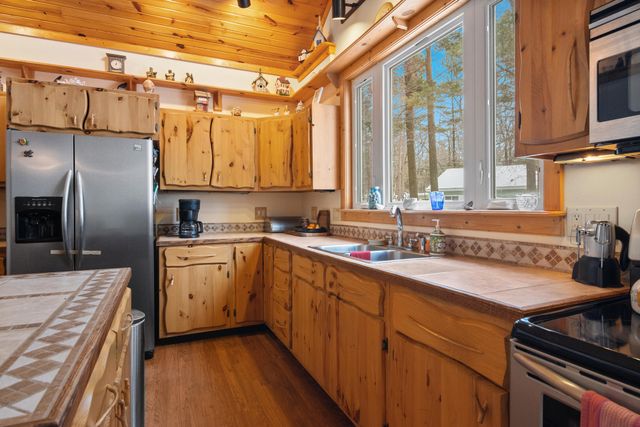 63 E Piney Road, Manistee, MI 49660