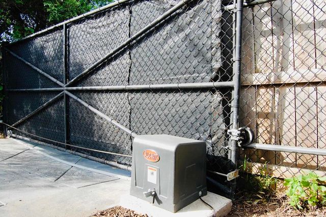 736 Mar Vista Drive, Vista, CA 92081