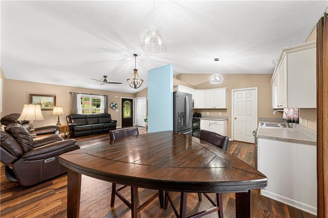281 Cherokee Drive, Other-south Carolina, SC 29643