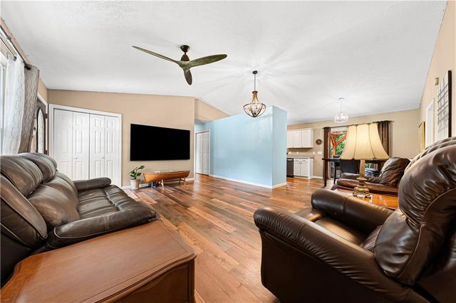 281 Cherokee Drive, Other-south Carolina, SC 29643