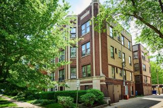 1112 Grove Street 2B, Evanston, IL 60201
