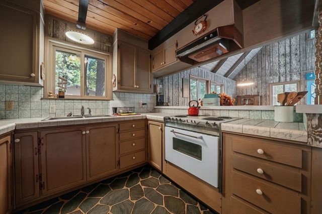 26480 Crawley Ln, Pioneer, CA 95666