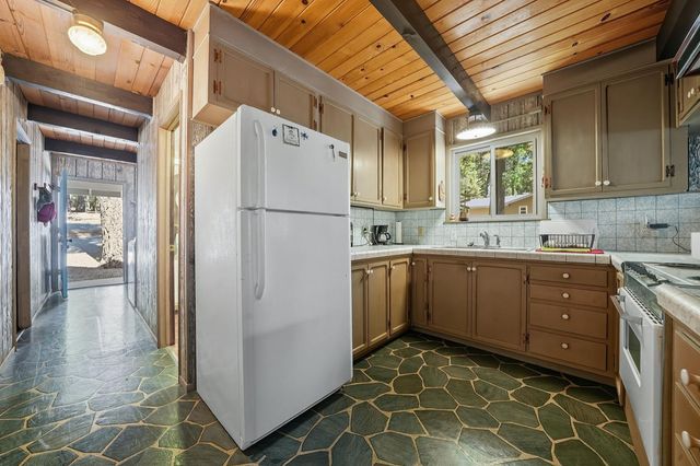 26480 Crawley Ln, Pioneer, CA 95666