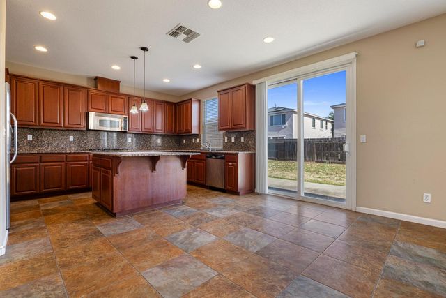 2391 Gabriel, Merced, CA 95340