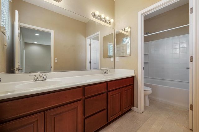2391 Gabriel, Merced, CA 95340