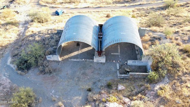 44000 N 10th Street -, New River, AZ 85087