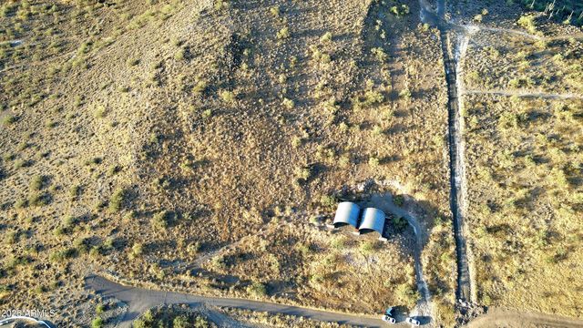 44000 N 10th Street -, New River, AZ 85087