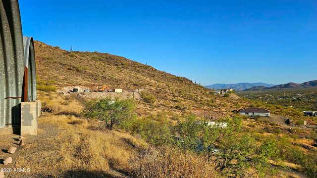 44000 N 10th Street -, New River, AZ 85087