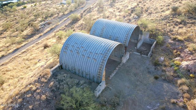 44000 N 10th Street -, New River, AZ 85087