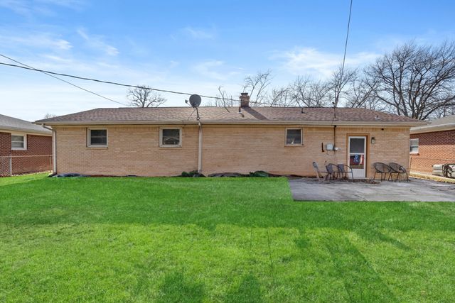 411 Softwood Drive, Hobart, IN 46342