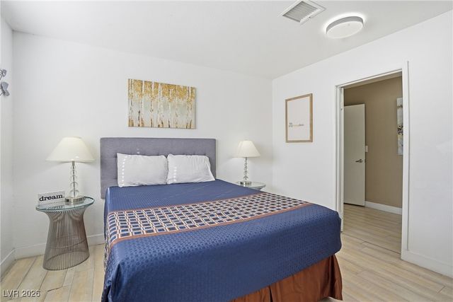 2650 Belcastro Street, Las Vegas, NV 89117