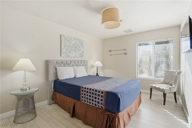 2650 Belcastro Street, Las Vegas, NV 89117