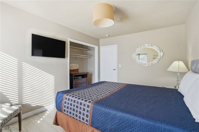 2650 Belcastro Street, Las Vegas, NV 89117