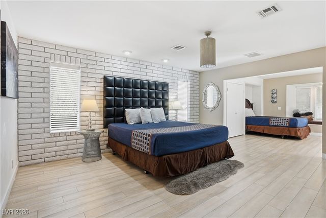 2650 Belcastro Street, Las Vegas, NV 89117