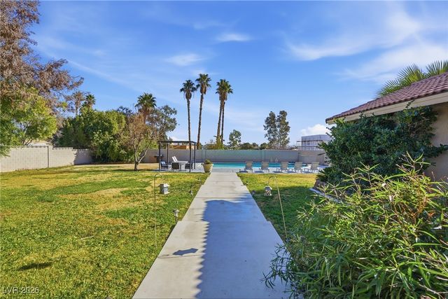 2650 Belcastro Street, Las Vegas, NV 89117