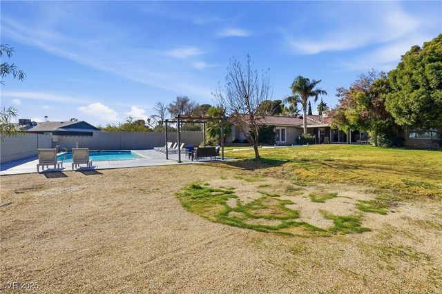 2650 Belcastro Street, Las Vegas, NV 89117